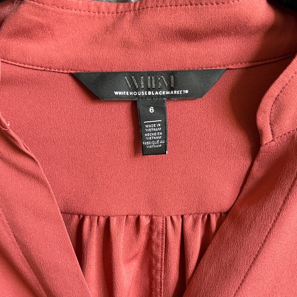White House Black Market burnt orange three-quarter sleeve blouse - Picture 4 of 5